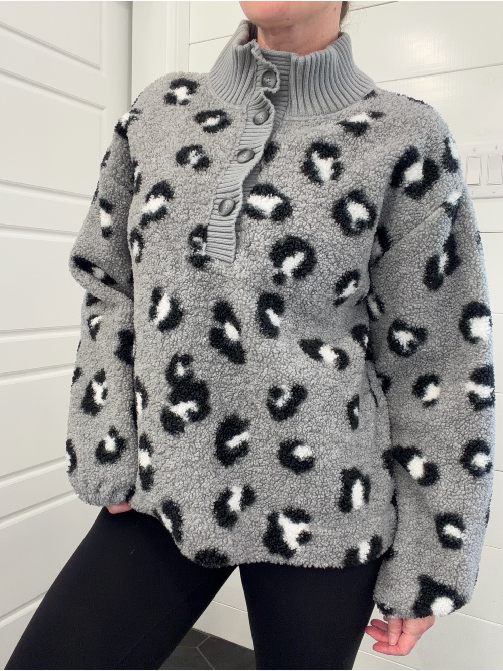LOFT Grey Black and White Leopard Sherpa Pullover Jacket